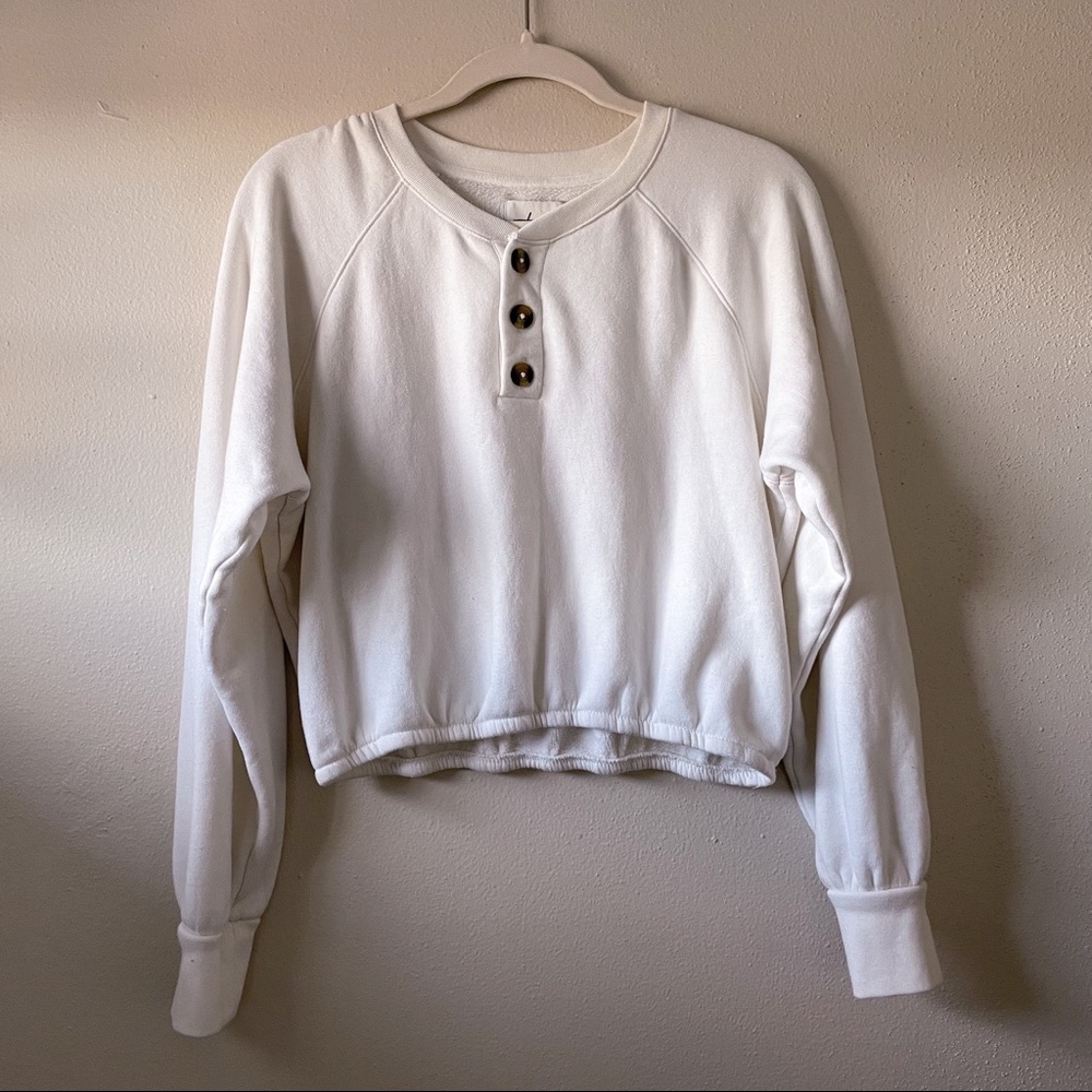 ‼️SOLD‼️ American Eagle Cinched Button Down Sweater - Picture 1 of 6